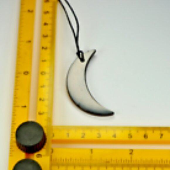 Shungite Stone Pendant Genuine Mineral EMF ShieldProtection Amulet  Crecent Moon - Picture 3 of 3